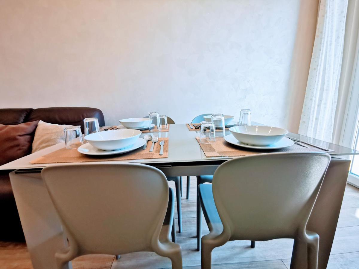 Attico Belvedere Centralissimo Vista Mare Apartment Термоли Екстериор снимка