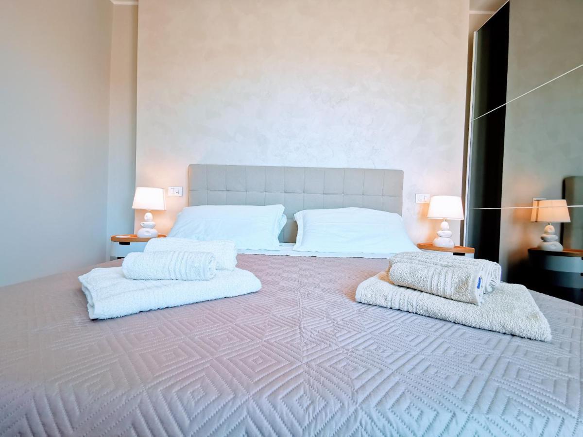 Attico Belvedere Centralissimo Vista Mare Apartment Термоли Екстериор снимка