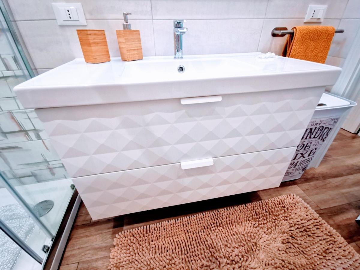 Attico Belvedere Centralissimo Vista Mare Apartment Термоли Екстериор снимка