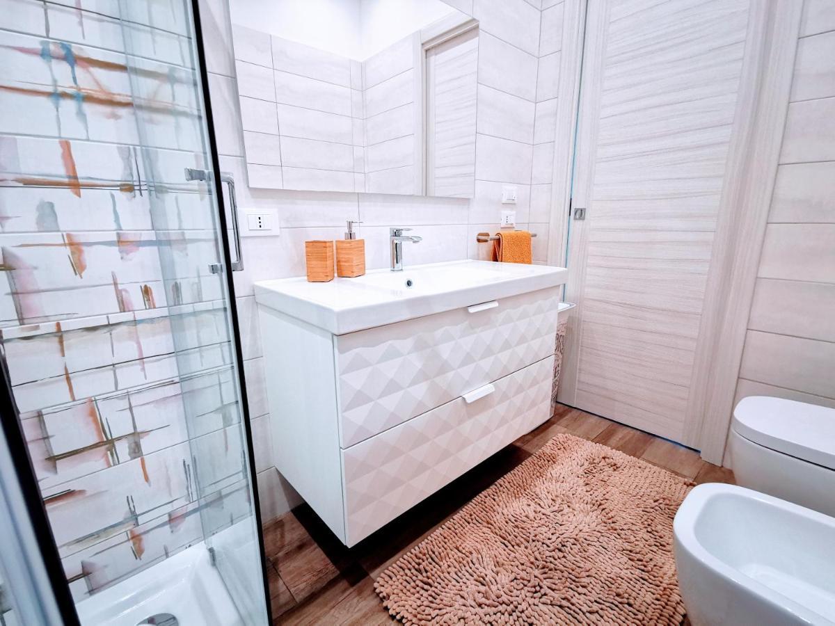 Attico Belvedere Centralissimo Vista Mare Apartment Термоли Екстериор снимка